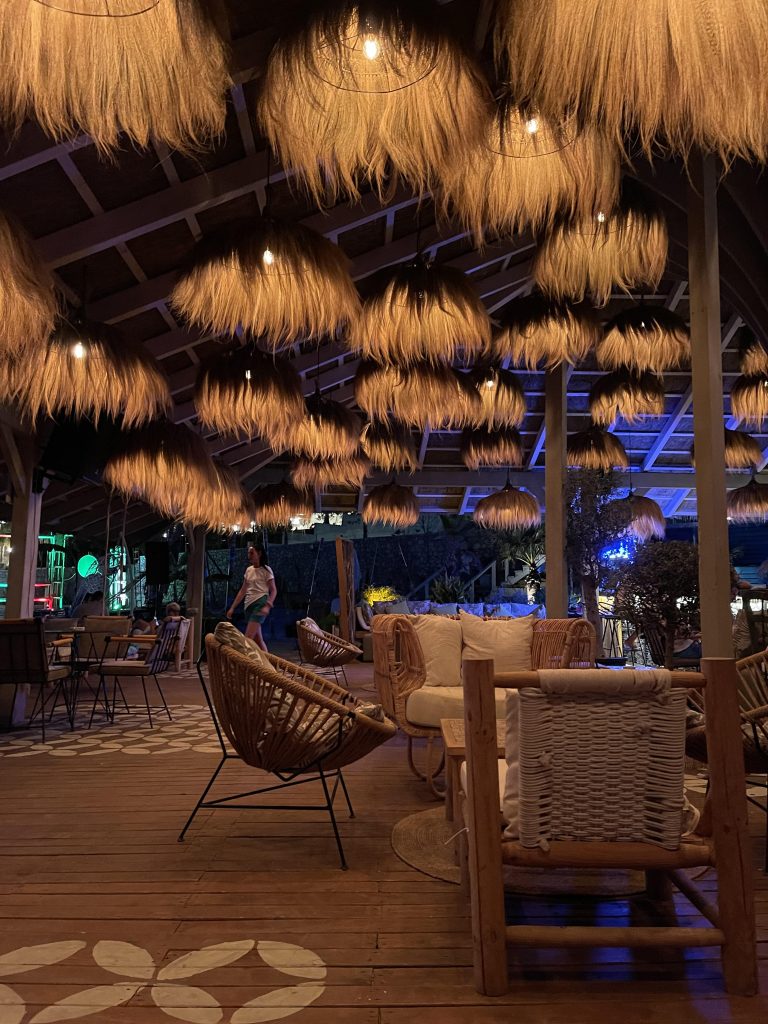 Lumma Beach Bar & Restorant, Dhërmi: dizajn interieri nga Claud Architects, foto 5