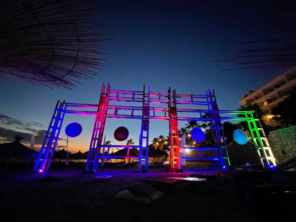 Lumma Beach Bar & Restorant, Dhërmi: dizajn interieri nga Claud Architects, foto 9
