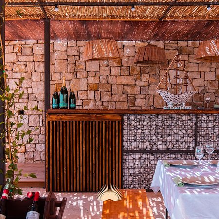 Lumma Beach Bar & Restorant, Dhërmi: dizajn interieri nga Claud Architects, foto 11