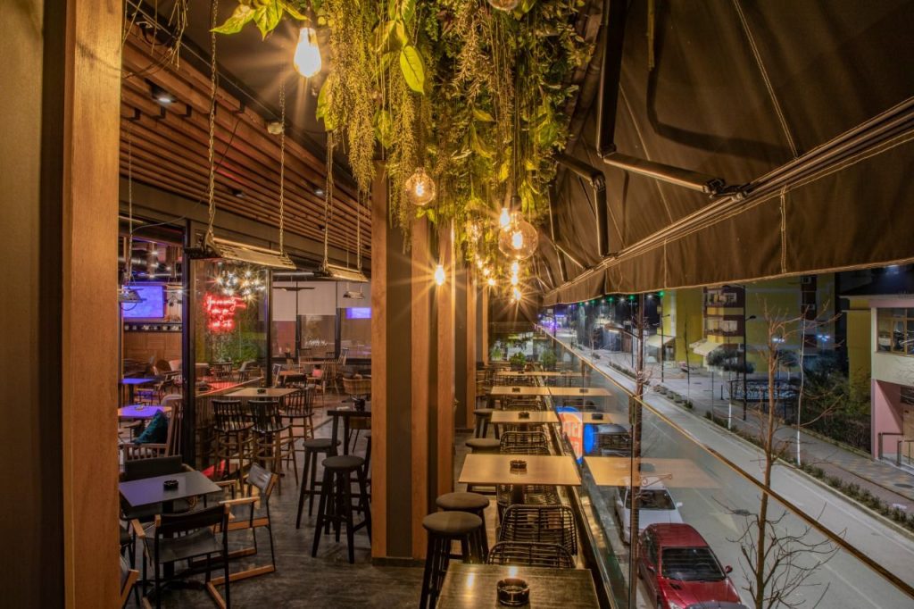 Dodo Lounge, Fier: dizajn interieri nga Claud Architects, foto 4