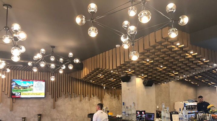 Mazzo Bar, Tiranë: dizajn interieri nga Claud Architects, foto 5