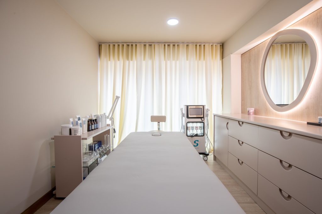 Pixies Beauty Salon, Tiranë: dizajn interieri nga Claud Architects, foto 6